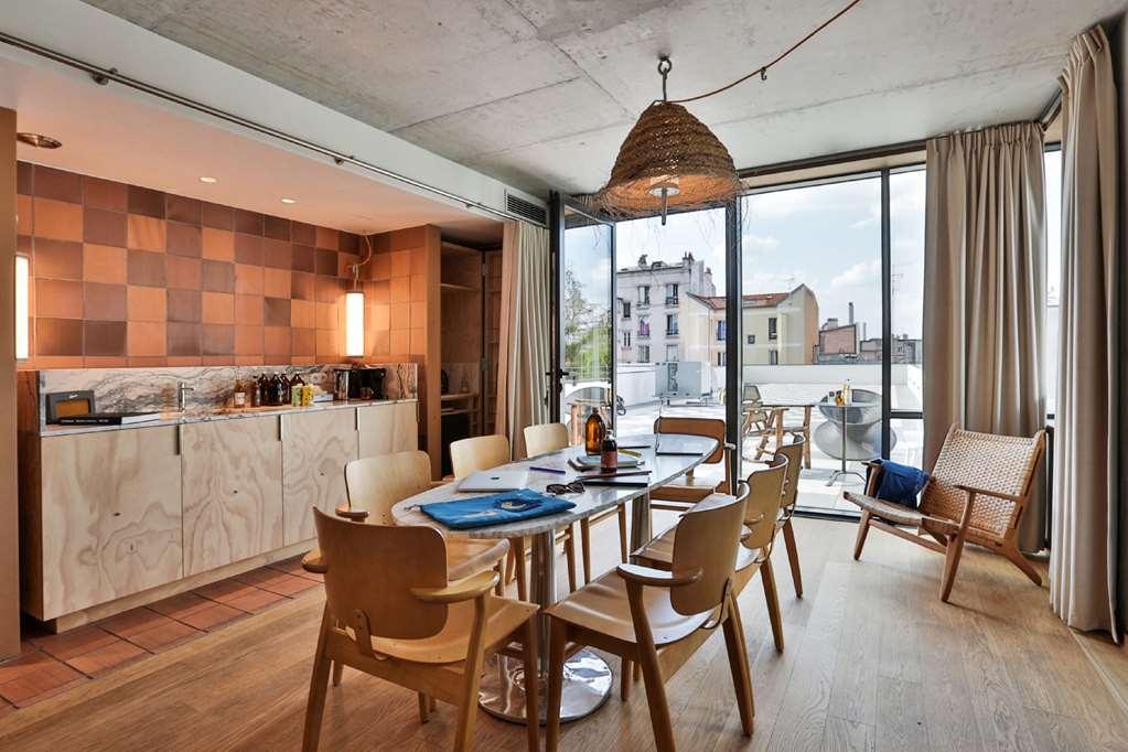 Mob House Hotel Saint-Ouen  Room photo
